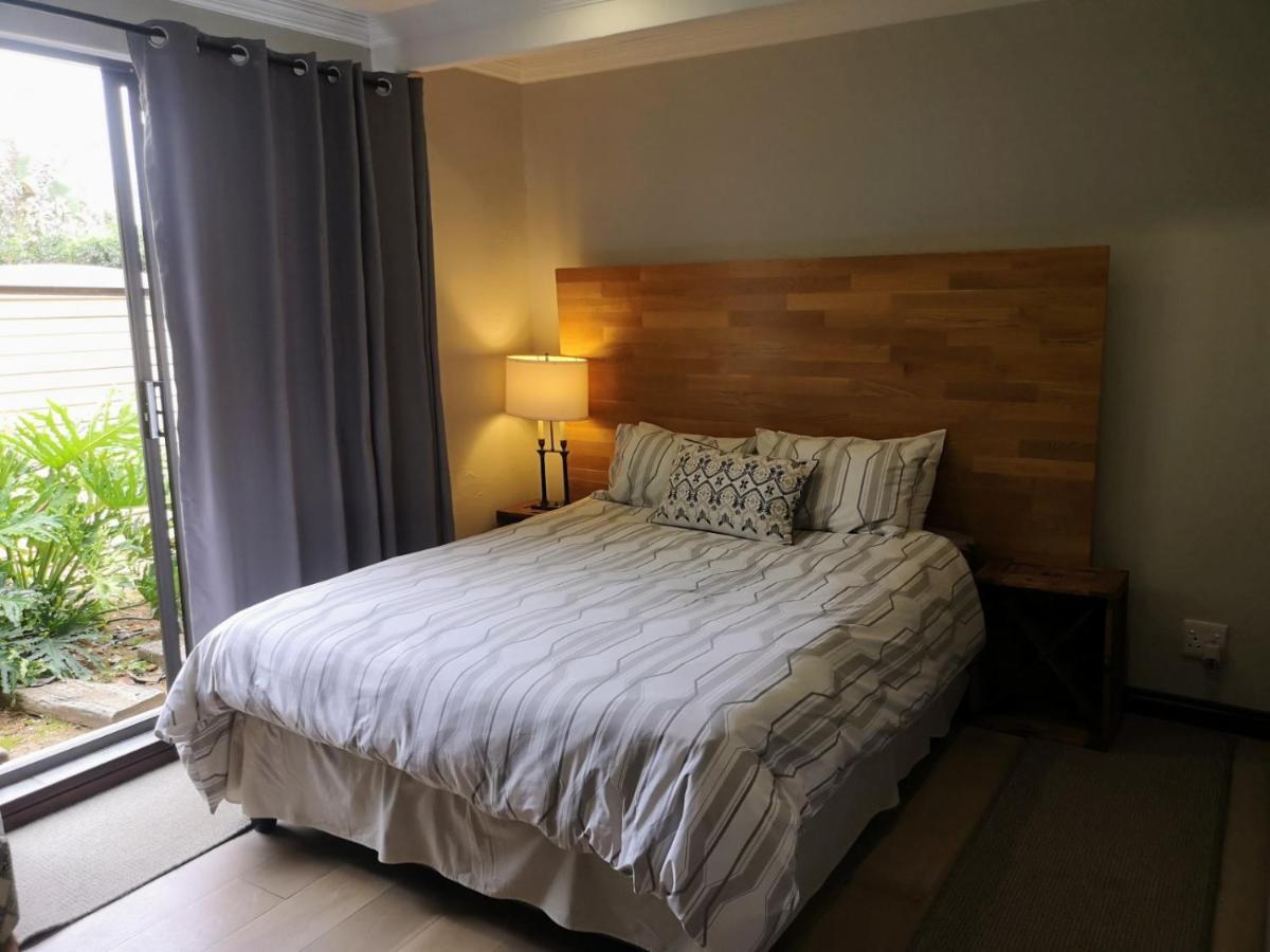 Rest-A-While Guest House - Pretoria Ngoại thất bức ảnh