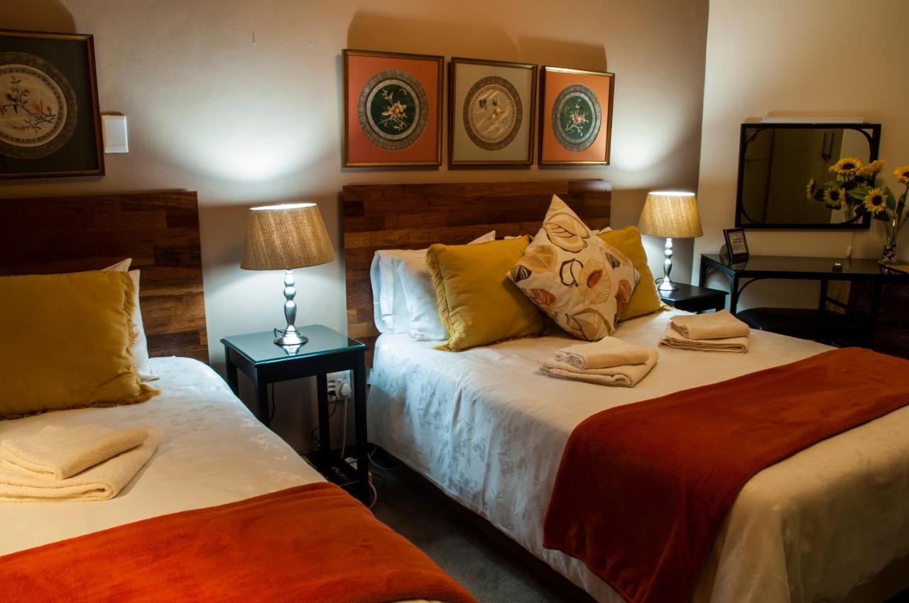 Rest-A-While Guest House - Pretoria Ngoại thất bức ảnh