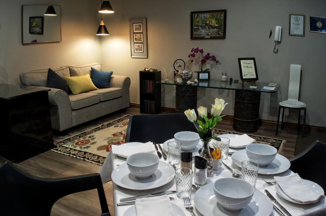 Rest-A-While Guest House - Pretoria Ngoại thất bức ảnh