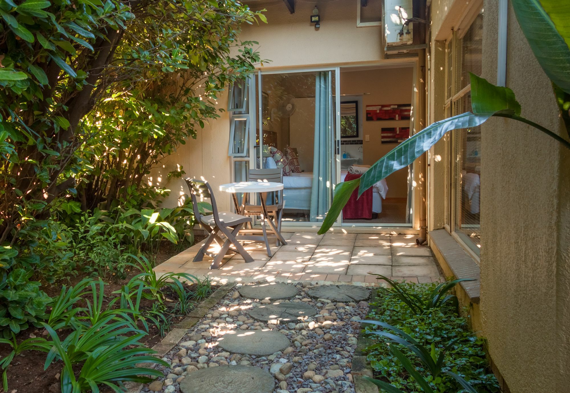 Rest-A-While Guest House - Pretoria Ngoại thất bức ảnh